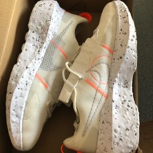 8.5 WOMEN'S NIKE CRATER IMPACT CASUAL SHOES